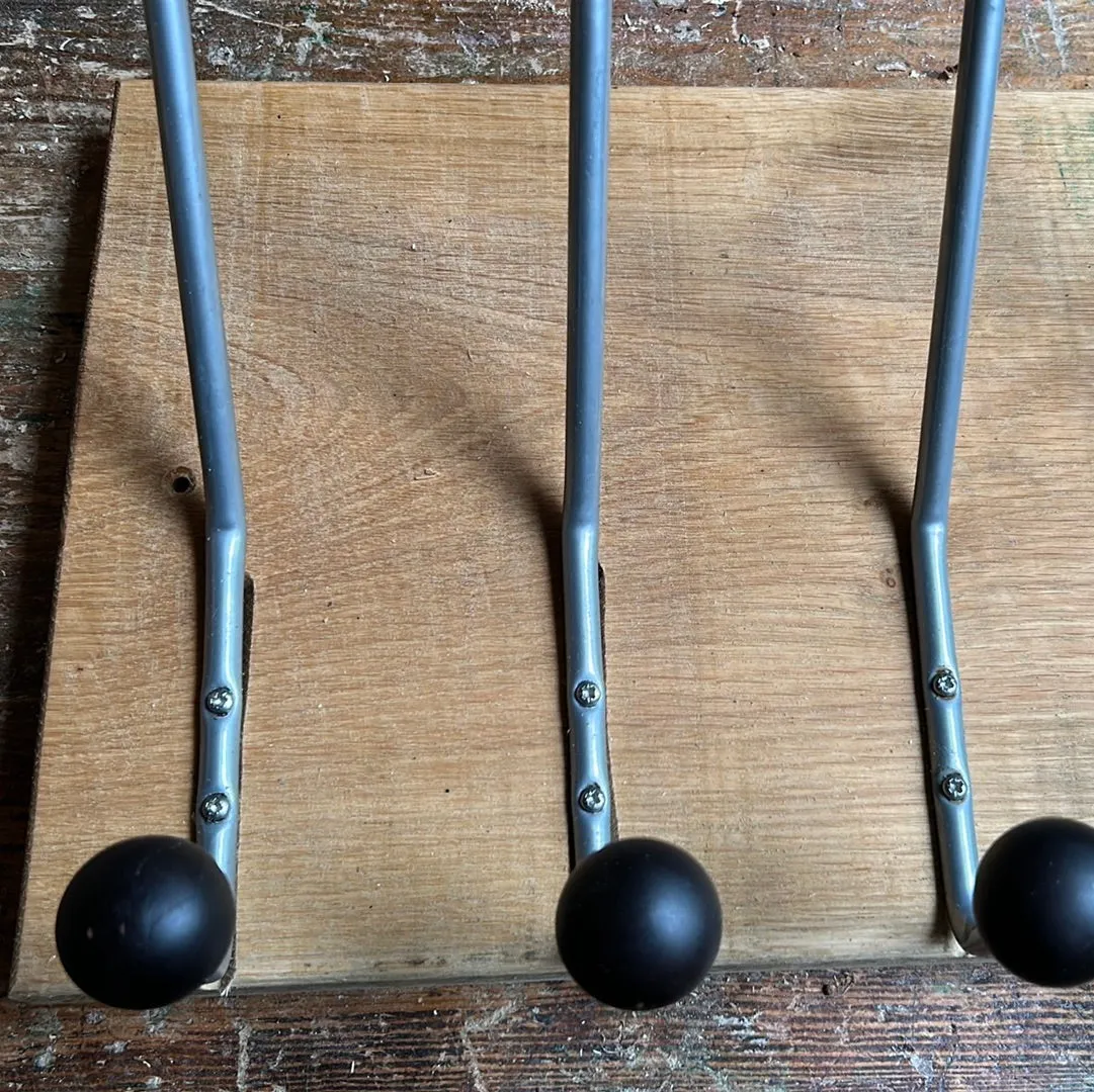 Large hat and coat rack made from European oak with 5 reclaimed metal hooks. Oiled. 7452 8599