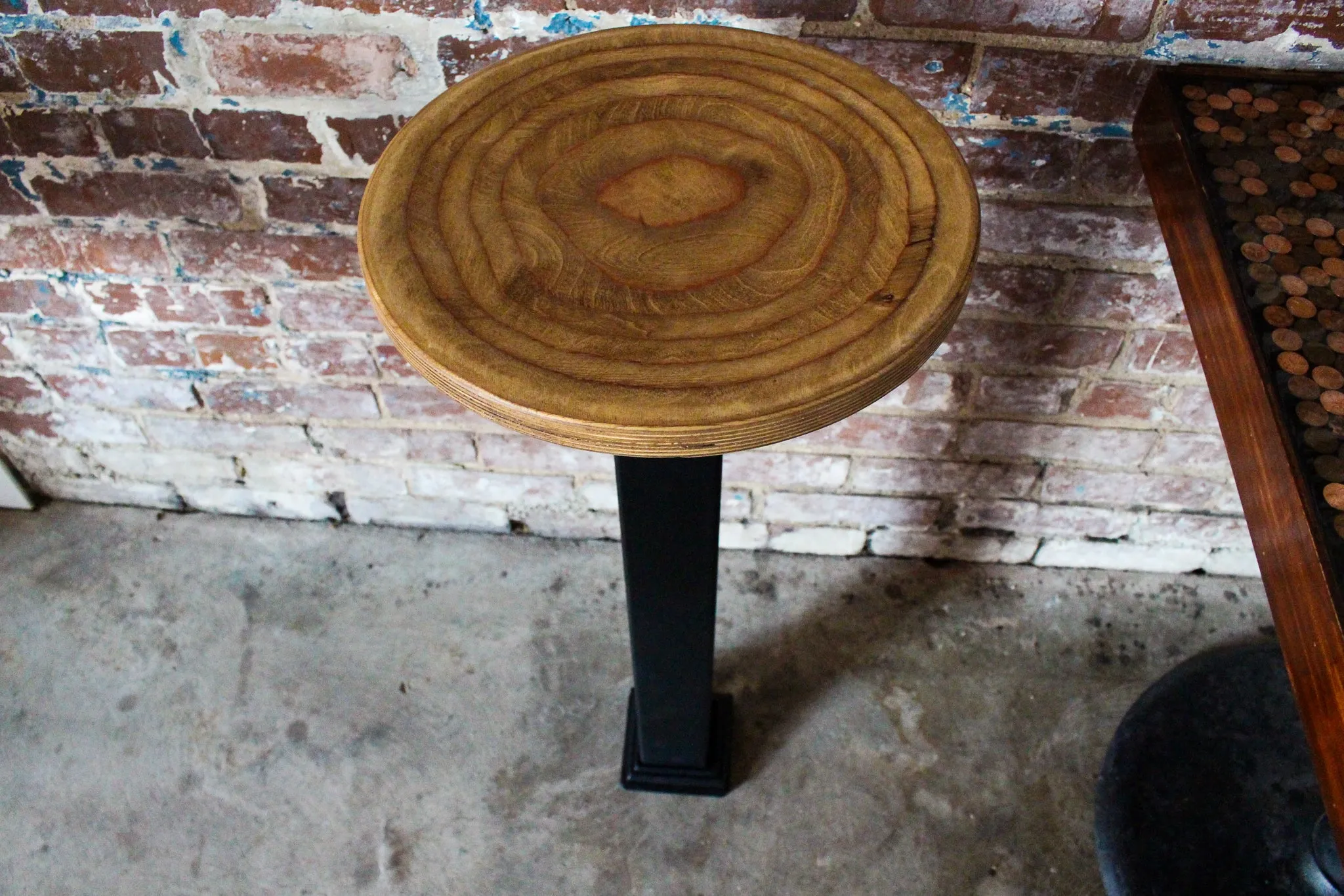 Modern Metal Pedestal Bar Stool - Tractor Seat OR Round Seat