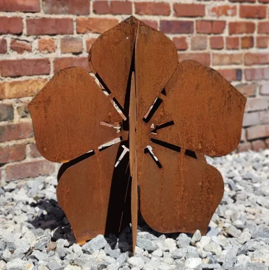 Pansy Birth Month Flower - Daisy Birth Flower - Metal Yard Art Sculpture - Custom Metal Yard Art