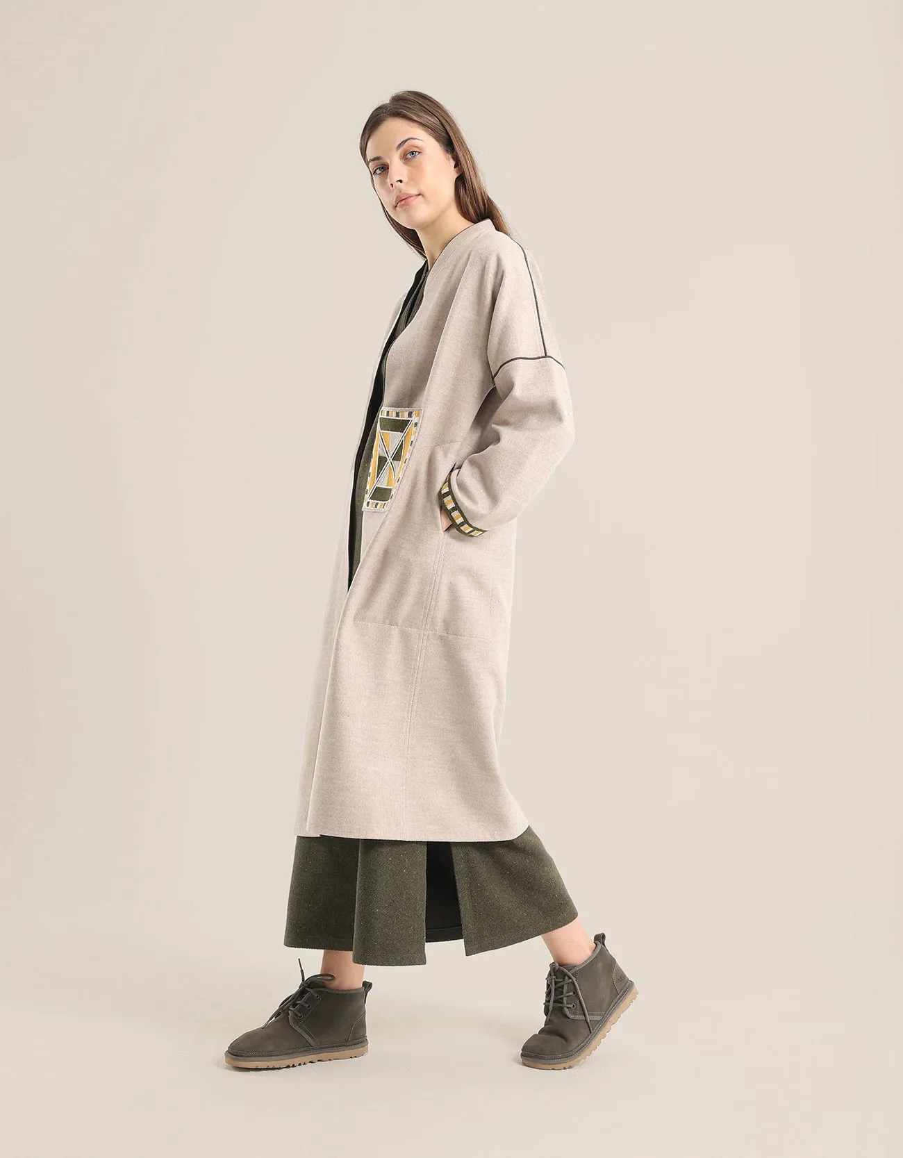 Short wool blend coat with side pockets