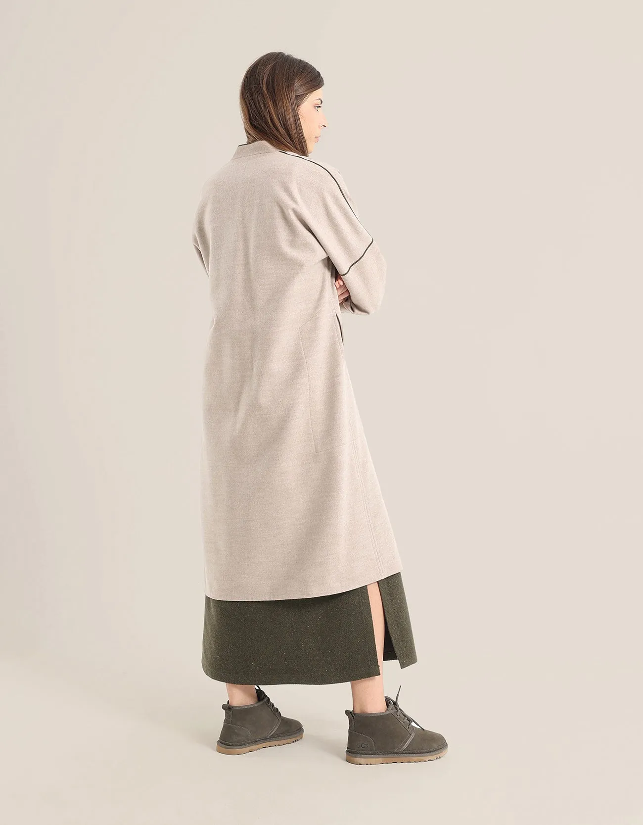 Short wool blend coat with side pockets